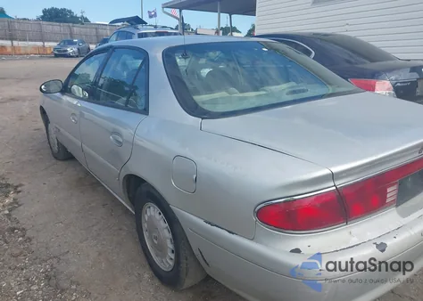 2001 Buick Century Custom z USA, uszkodzony, nr VIN 2G4WS52J611223135